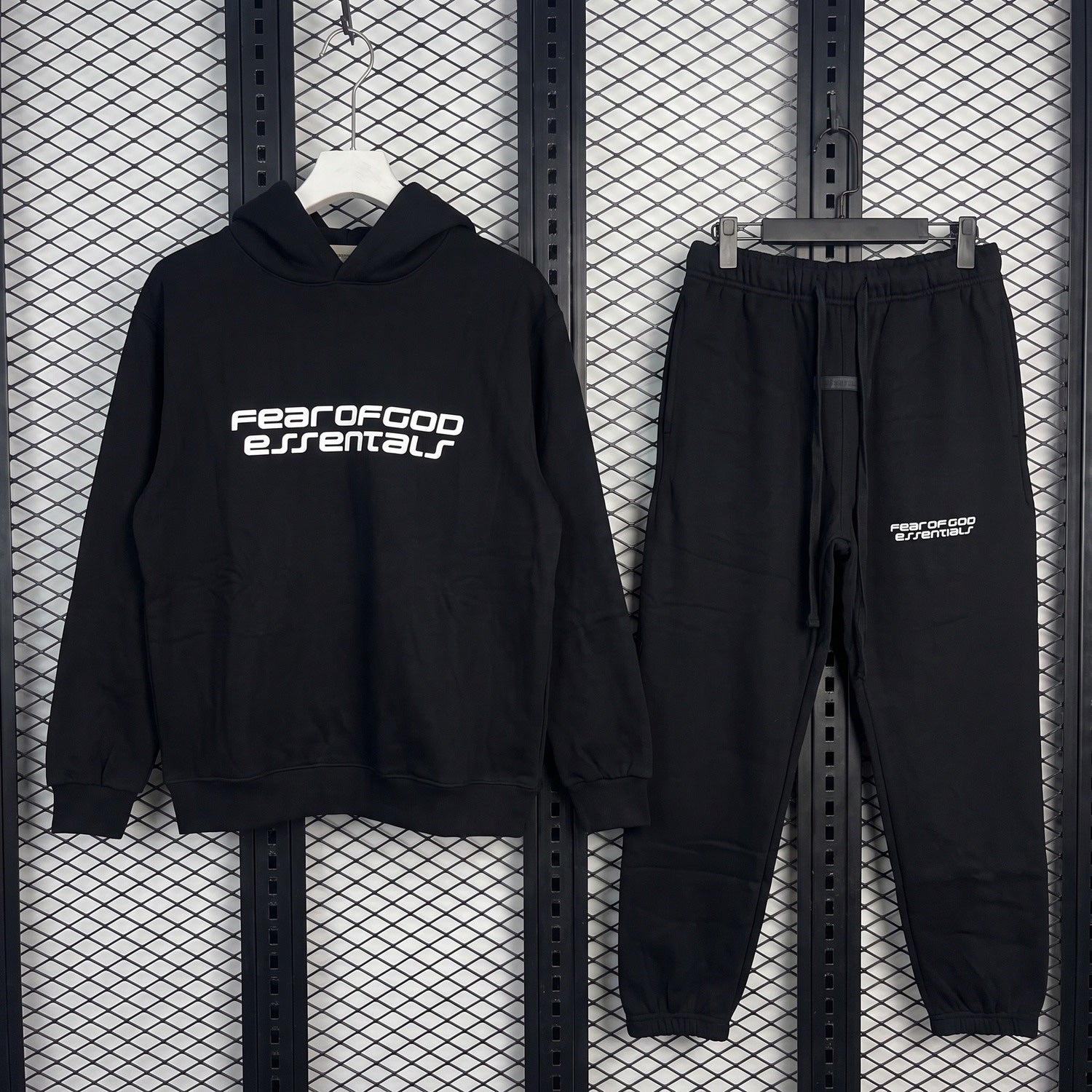 Drawstring-waist fleece tracksuit set in solid black