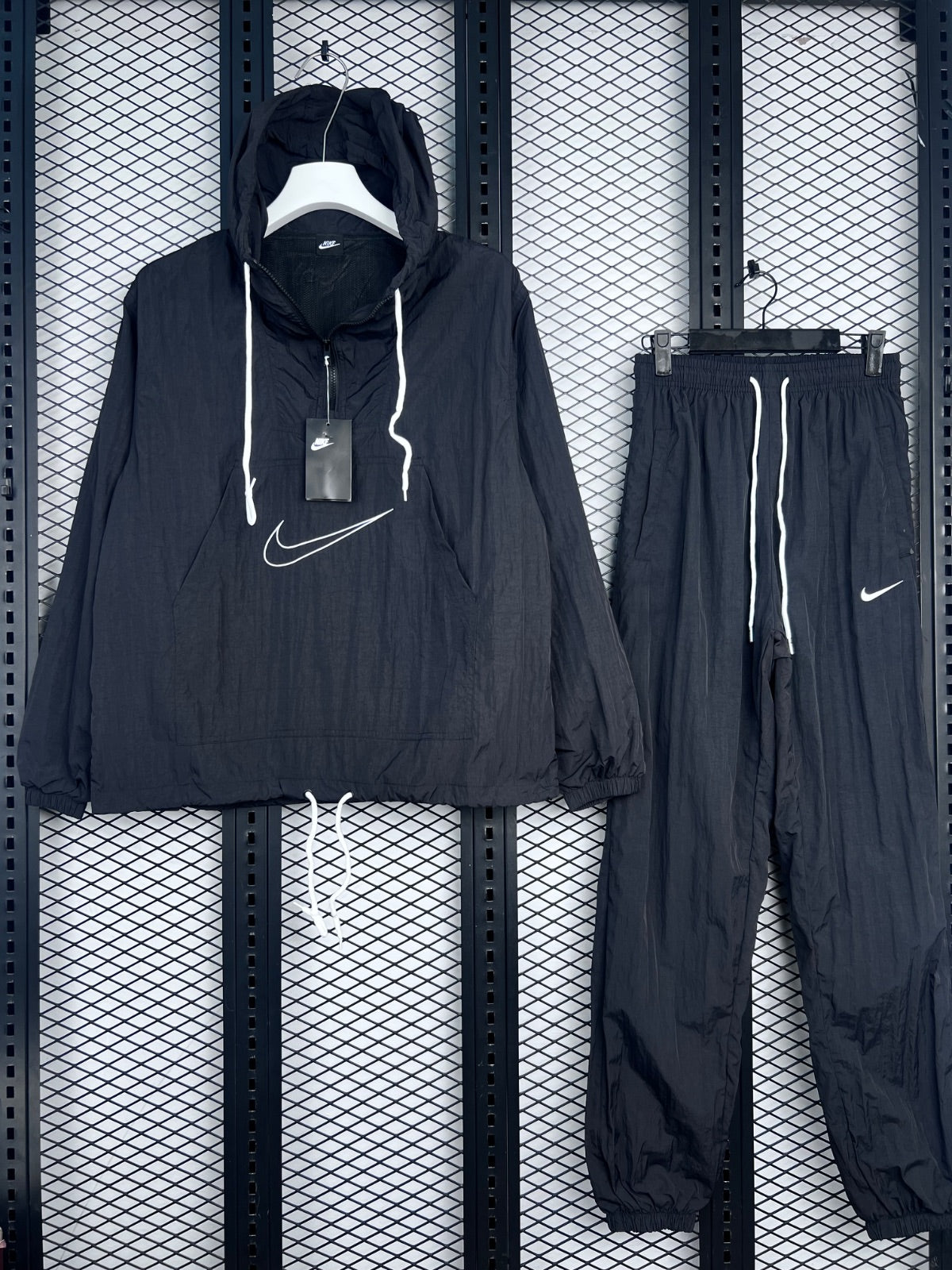 White-drawcord nylon windbreaker tracksuit in black