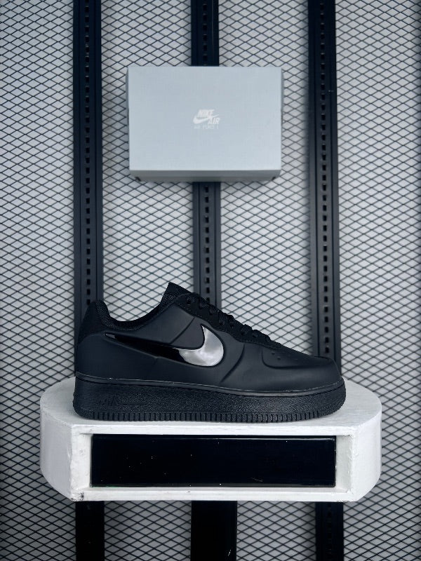 Sneaker black rubber