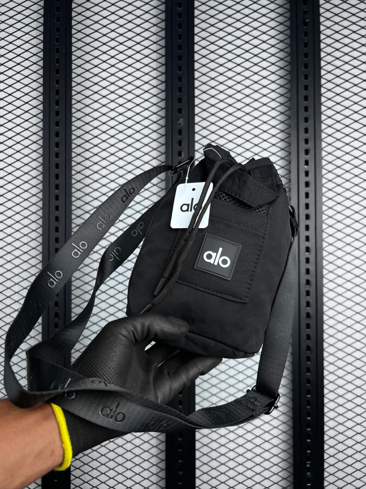 Nylon drawstring duffle bag with mesh pocket