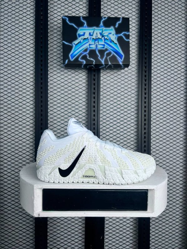 Textured textile low-top in white and bone