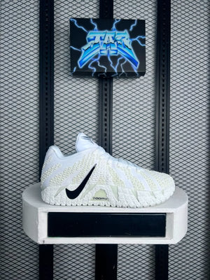 Textured textile low-top in white and bone