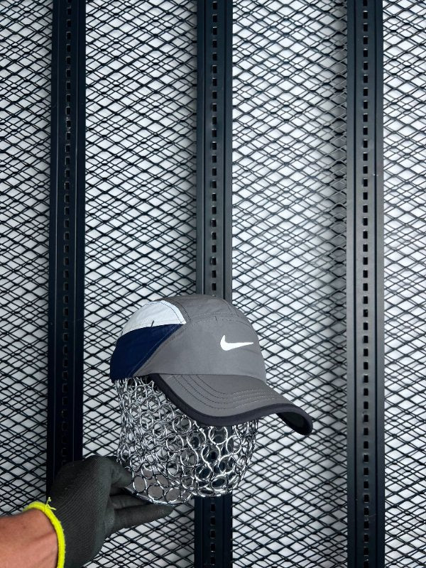 Cap grey