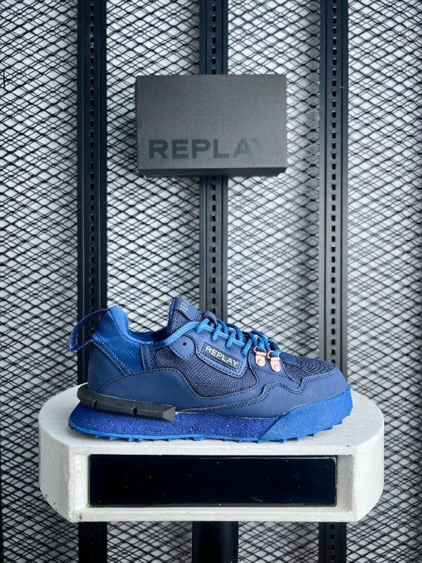 Sneaker field speed brue end nevy