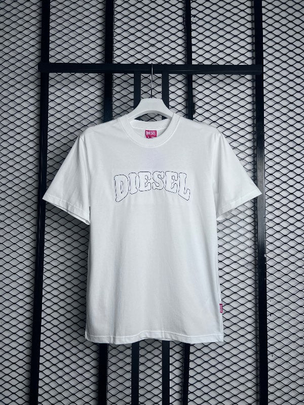 Arched outline lettering print white cotton tee