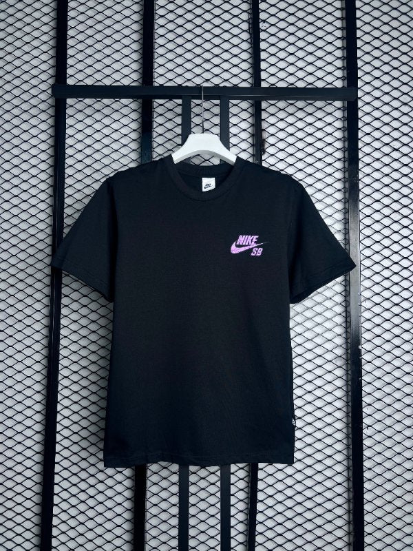 Pink chest-print graphic cotton crewneck in black