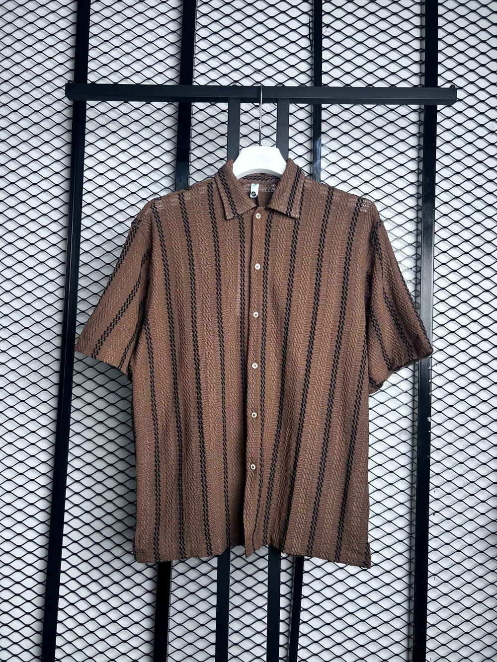 Textured striped short-sleeve shirt in warm brown