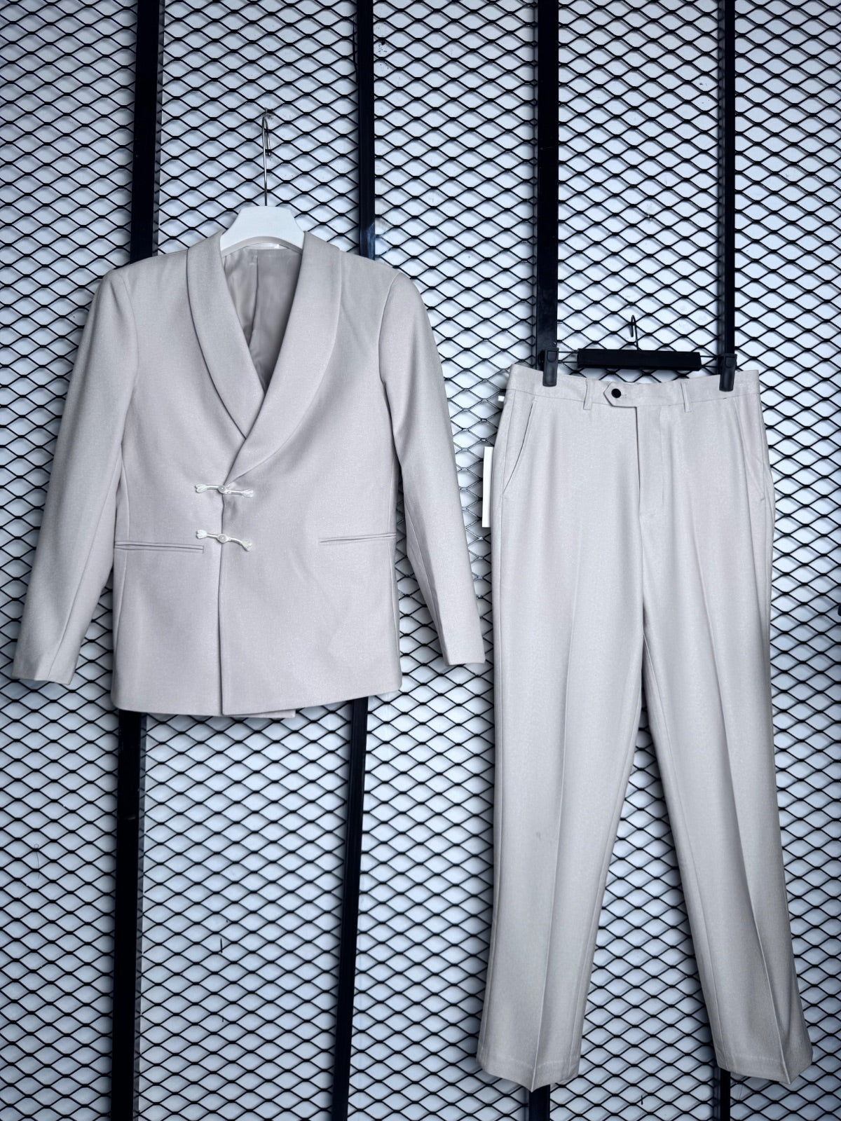 Men’s suit set cream white