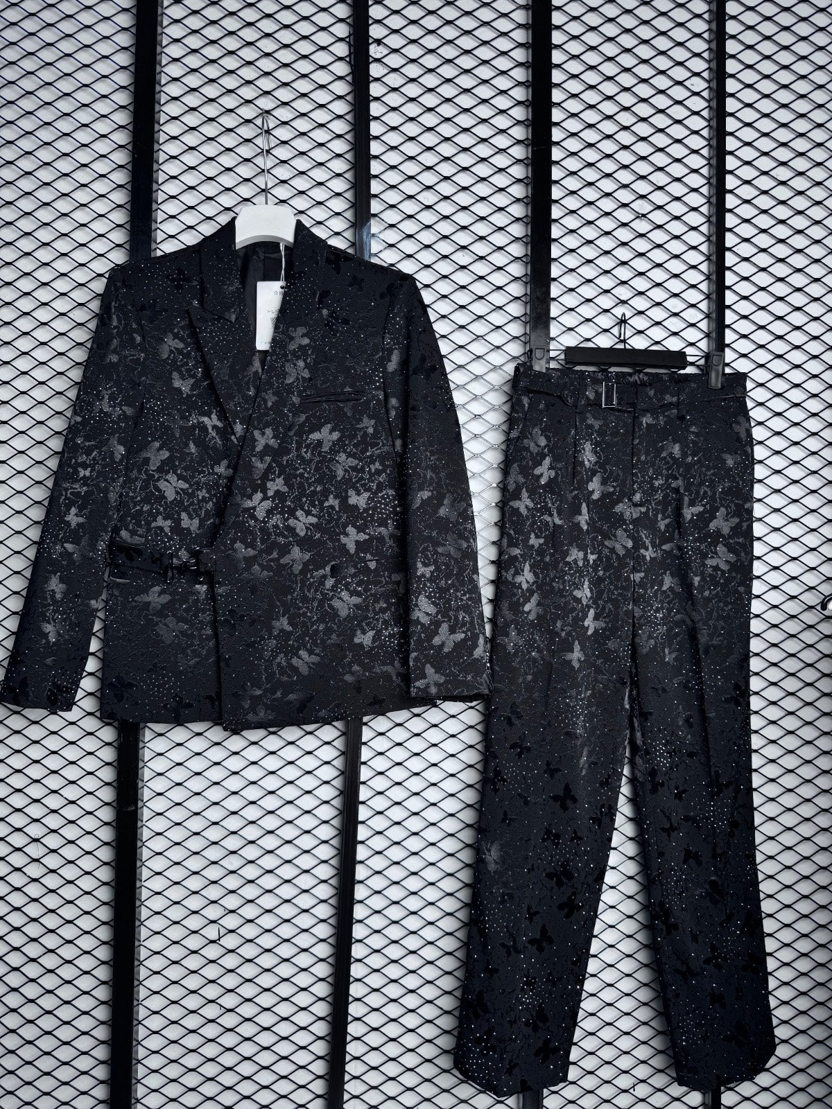 Men’s suit