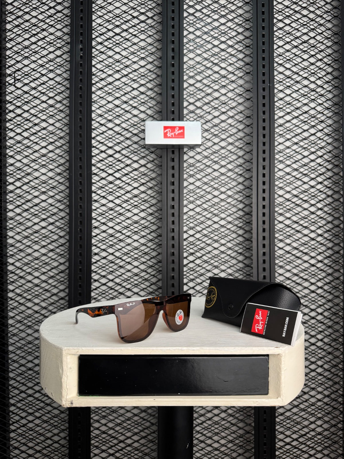 Polarized sunglasses brown