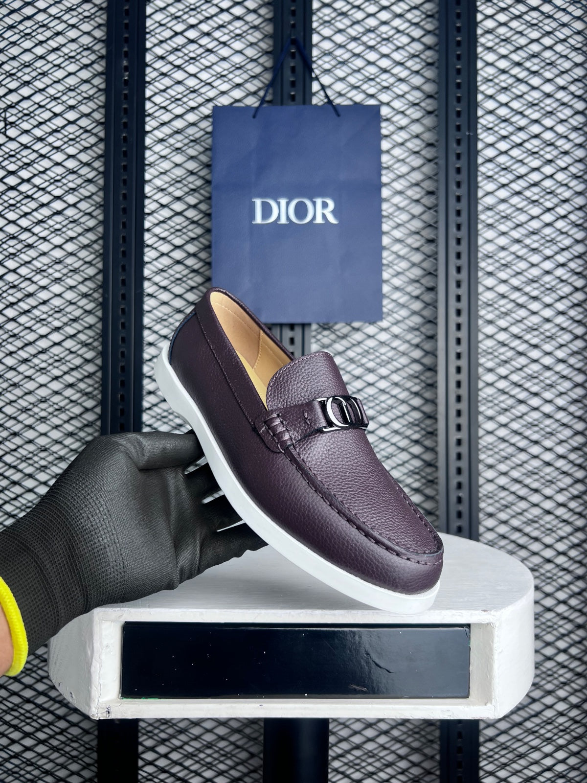 Sneaker leather brown white