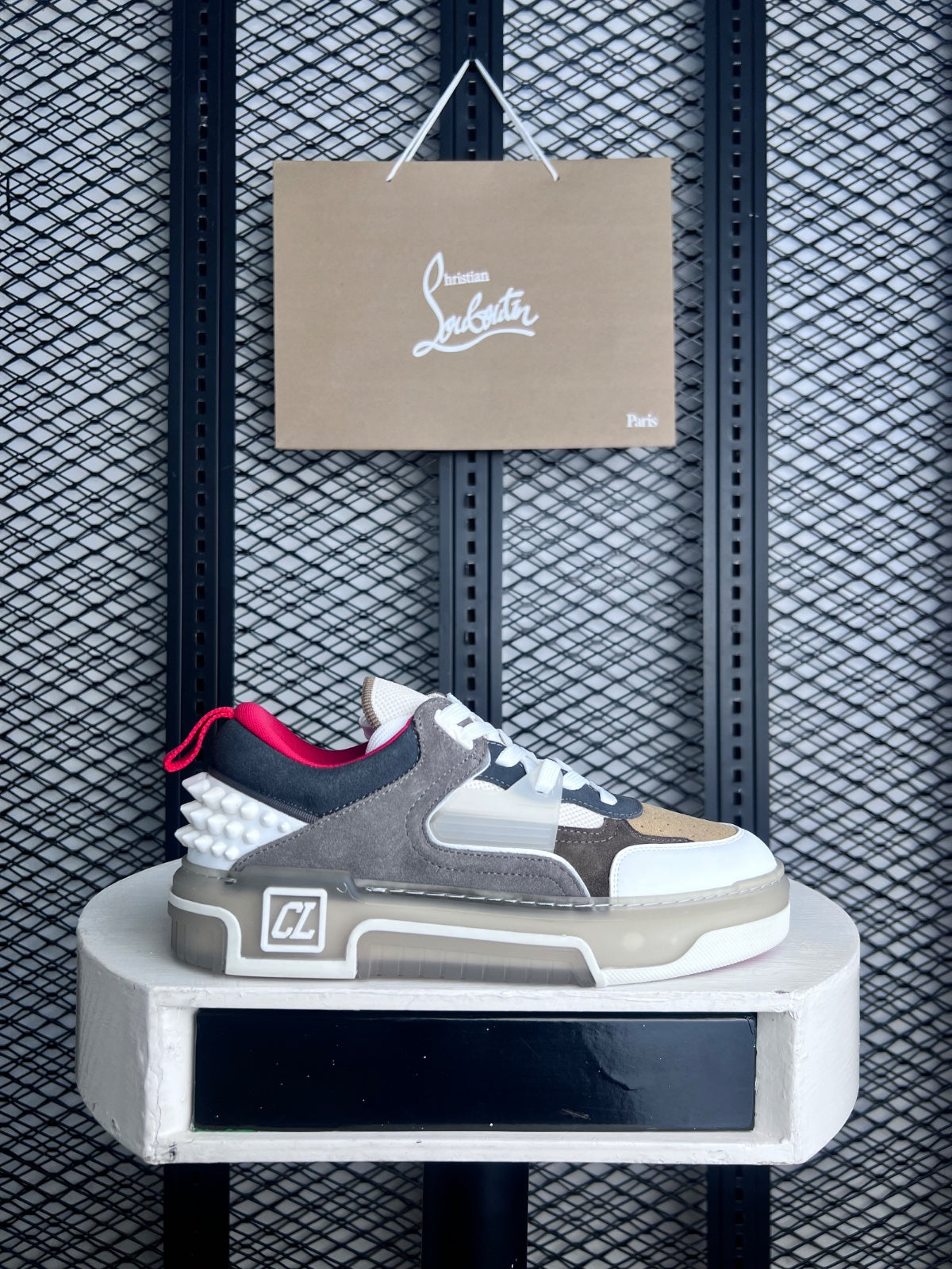 Sneaker Paris brown Grey and white