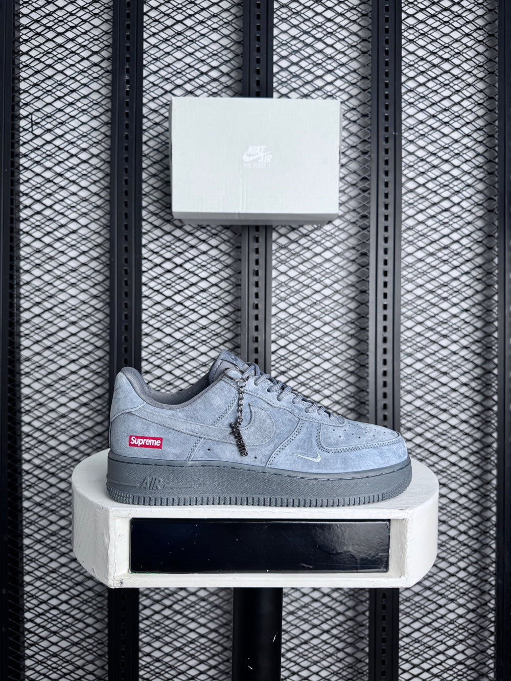 Sneaker dark blue