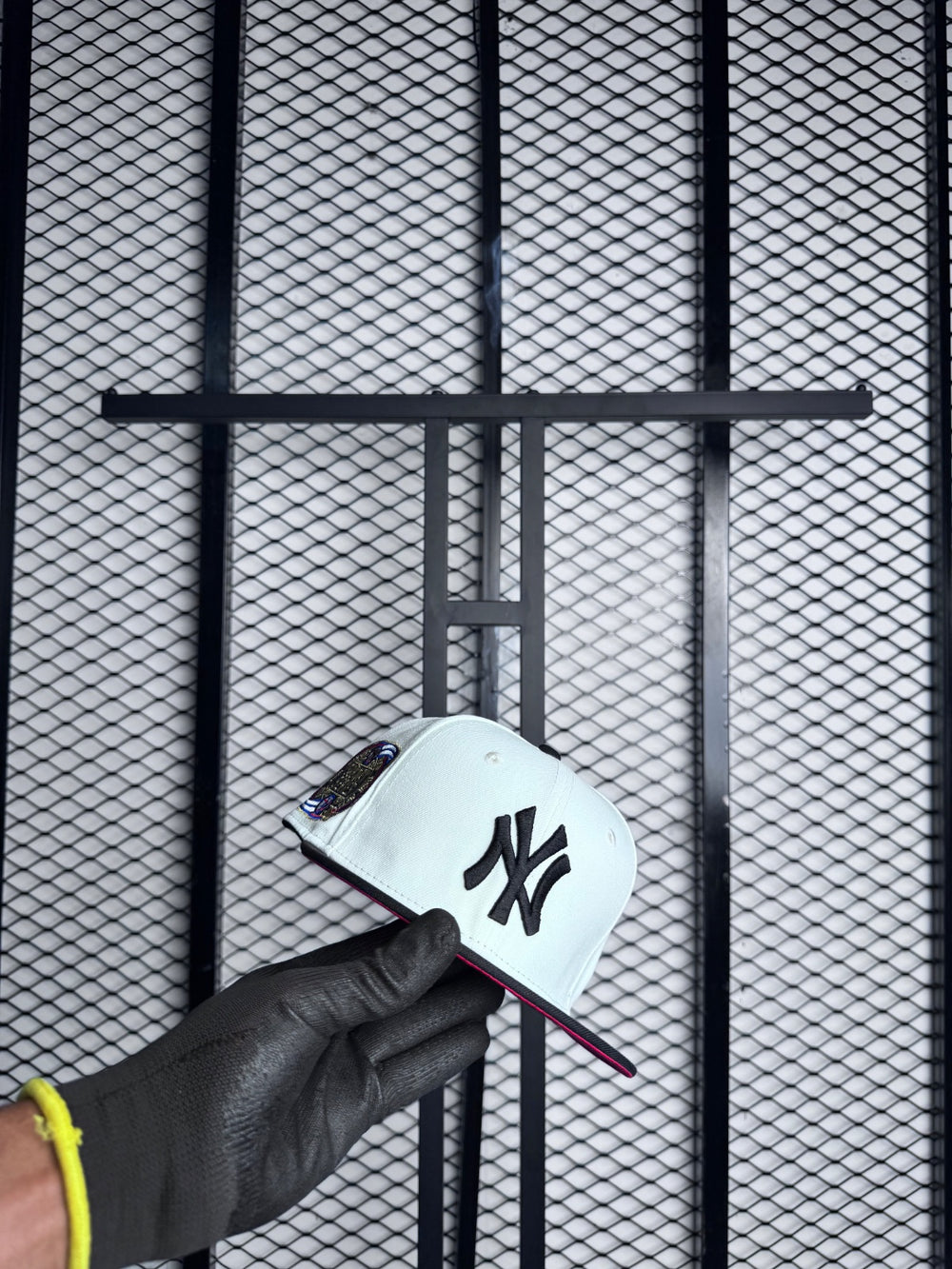 NY cap cream & black