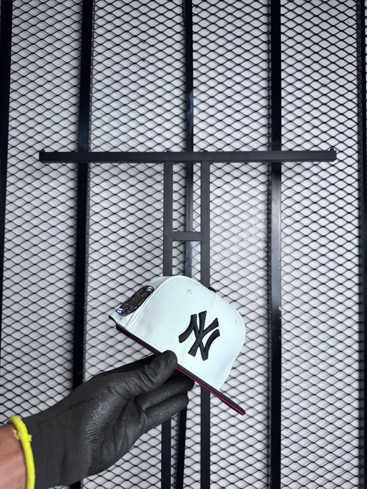 NY cap cream & black