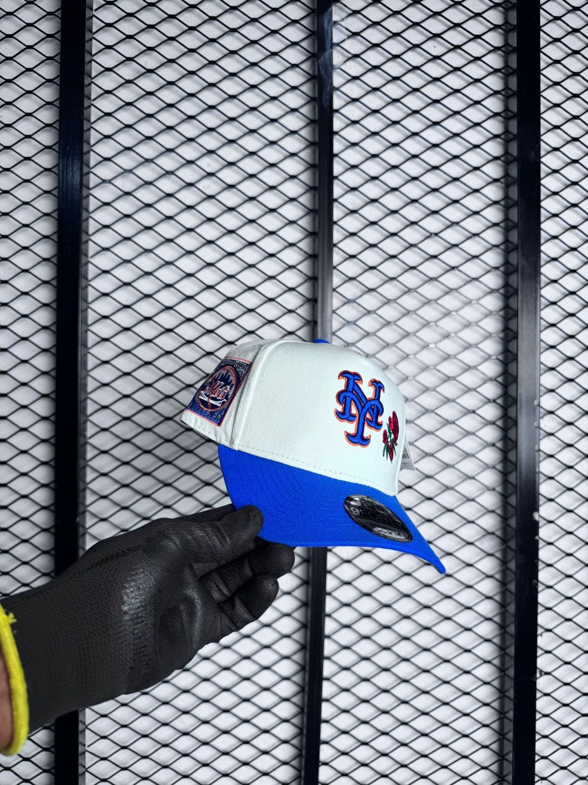 Ny cap ream red and blue