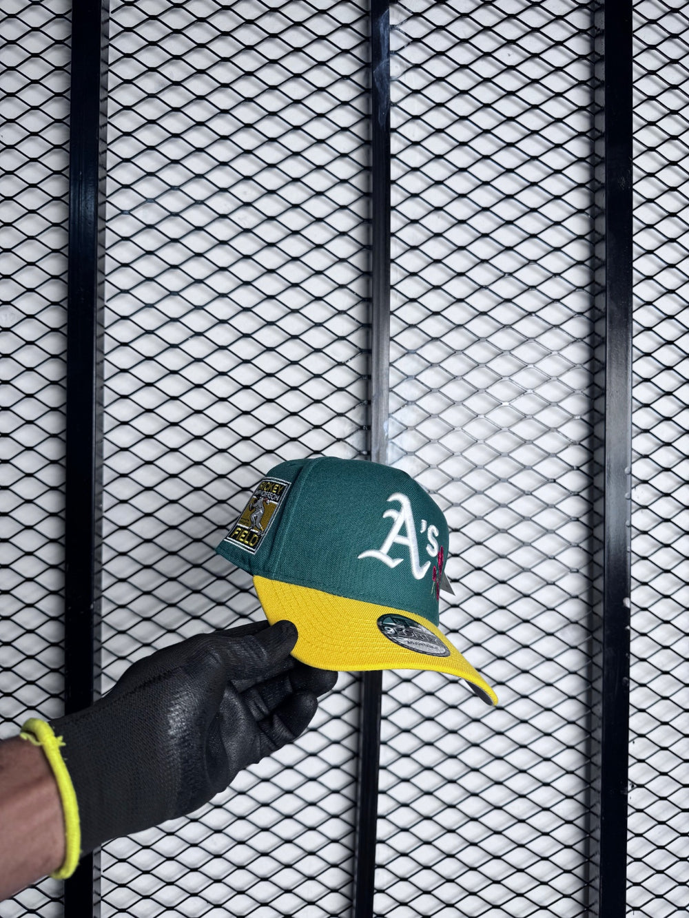 A's cap green yellow/red
