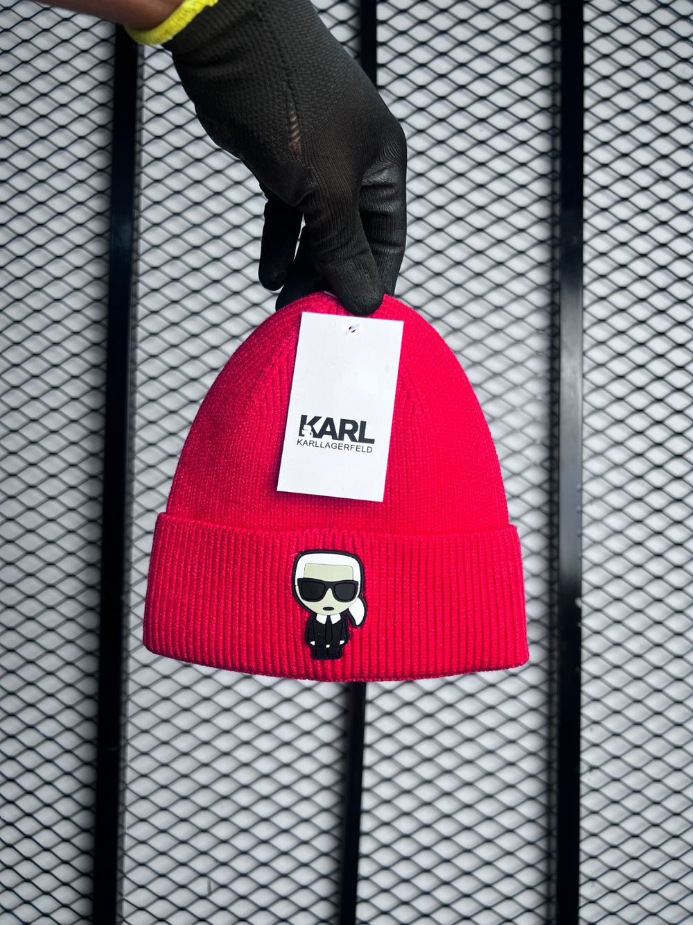 Beanie red with