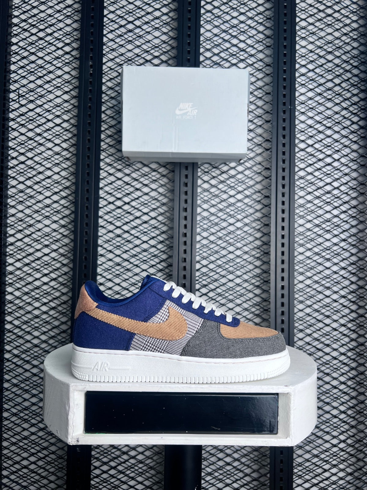 Low-top sneaker PRM Tweed Midnight Navy Corduroy