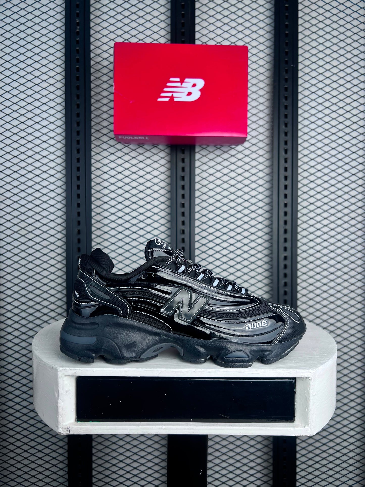Special edition sneaker