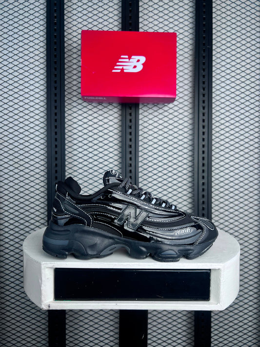 Special edition sneaker